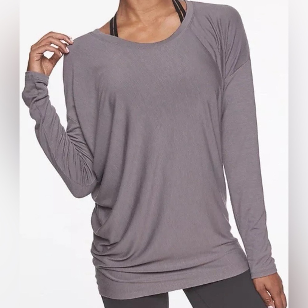 Athleta asym threadlight gray long sleeve dolman sleeve shirt size MP